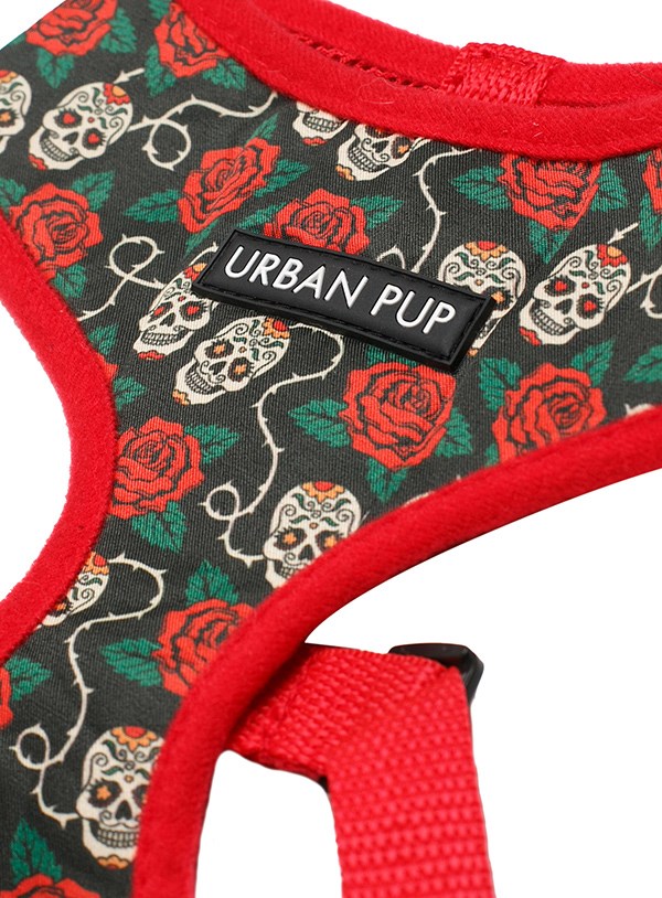 Hundesele med Hodeskaller og Roser