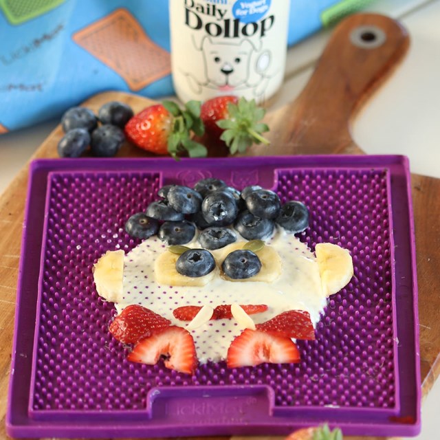 Lickimat Soother Hundeskål/Slikkematte Lyseblå 20x20