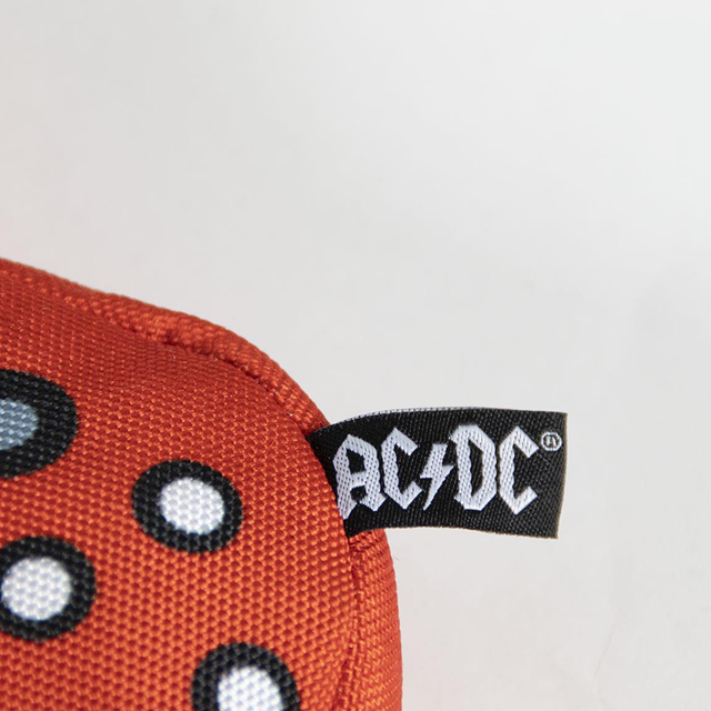 AC/DC - Gitar tyggeleke