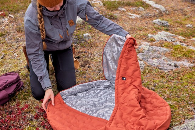 Hurtta Sleepover Sovepose Cinnamon