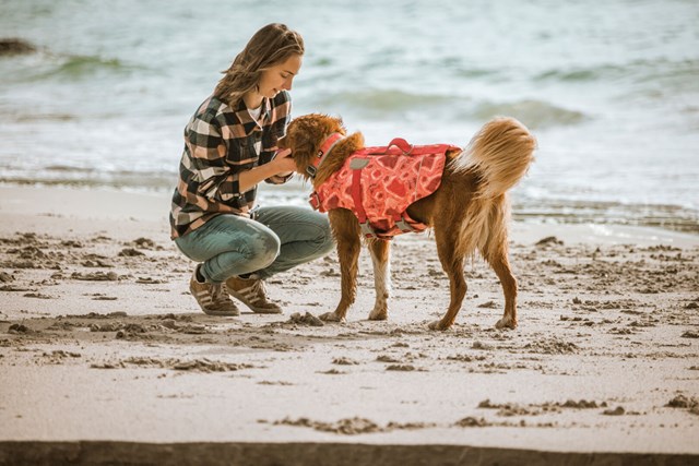 HURTTA LIFE SAVIOR HUNDEFLYTEVEST ECO CORAL CAMO