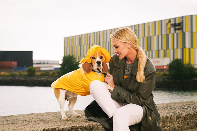 Gromits regnjakke & regnhatt - Gul